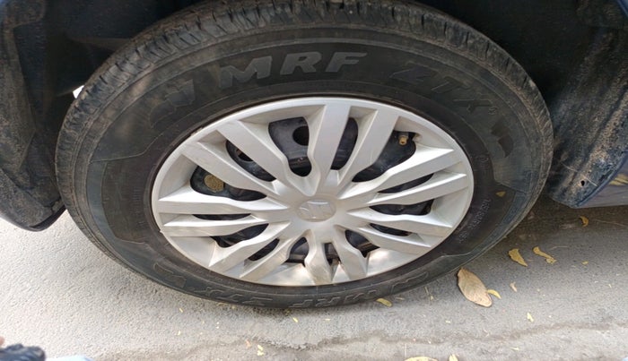 2021 Maruti Dzire VXI, Petrol, Manual, 61,217 km, tyre