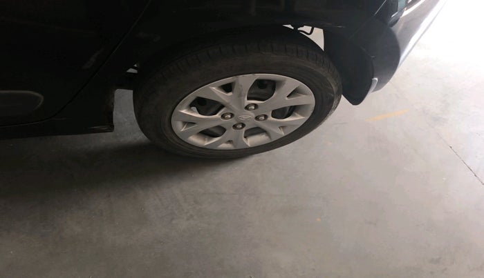 2014 Hyundai Grand i10 SPORTZ 1.2 KAPPA VTVT, Petrol, Manual, 73,402 km, tyre