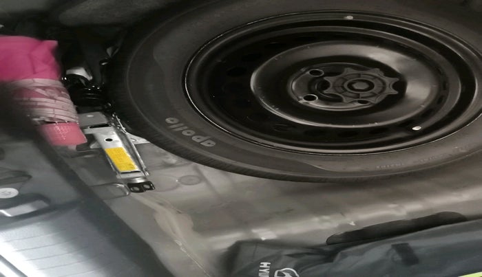 2014 Hyundai Grand i10 SPORTZ 1.2 KAPPA VTVT, Petrol, Manual, 73,402 km, tyre