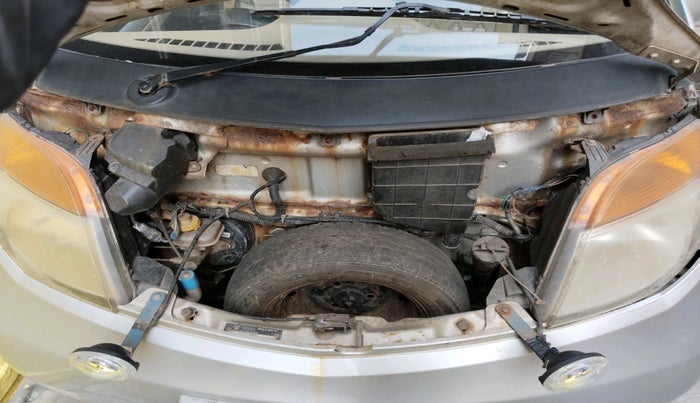 2012 Tata Nano LX, Petrol, Manual, 29,611 km, tyre