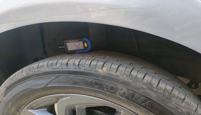 2021 Hyundai GRAND I10 NIOS SPORTZ 1.2 KAPPA VTVT CNG, Petrol, Manual, 77,450 km, tyre