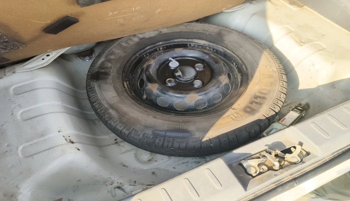 2014 Maruti Alto 800 LXI, Petrol, Manual, 45,887 km, tyre