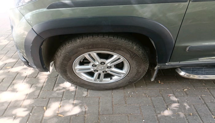 2023 Mahindra BOLERO NEO N 10 (O), Diesel, Manual, 33,212 km, tyre