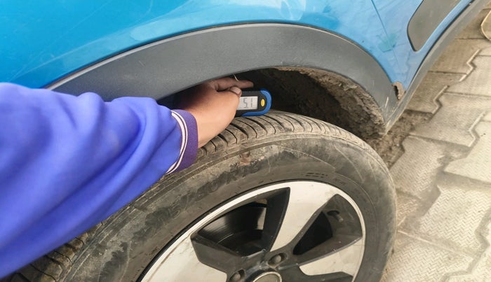 2018 Tata NEXON XZ PLUS DIESEL, Diesel, Manual, 1,29,149 km, tyre