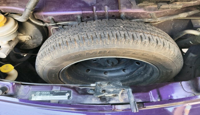 2016 Tata Nano TWIST XTA, Petrol, Automatic, 31,298 km, tyre