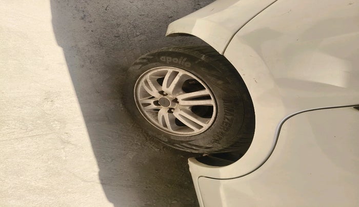 2014 Chevrolet Sail UVA 1.3 LT ABS, Diesel, Manual, 1,08,679 km, tyre