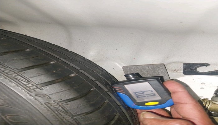 2017 Hyundai Grand i10 MAGNA 1.2 KAPPA VTVT, Petrol, Manual, 36,384 km, tyre