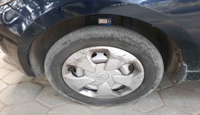 2020 Tata TIGOR XE PETROL, Petrol, Manual, 32,221 km, tyre