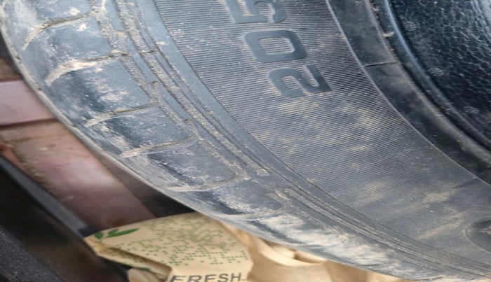 2016 Hyundai Creta S PLUS 1.4 DIESEL, Diesel, Manual, 1,56,297 km, tyre