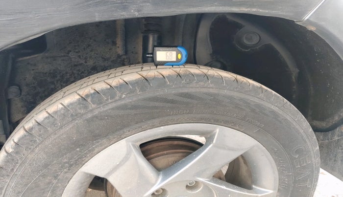 2014 Renault Duster 110 PS RXL DIESEL, Diesel, Manual, 1,36,000 km, tyre