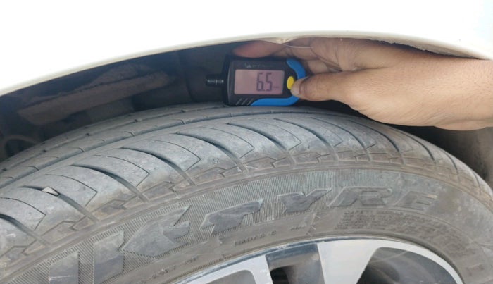 2019 Tata Tiago XZ PLUS PETROL, Petrol, Manual, 83,175 km, tyre