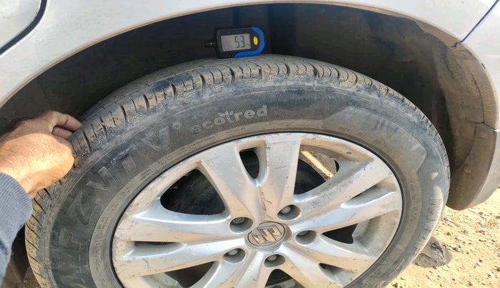 2017 Maruti Ertiga ZDI + SHVS, Diesel, Manual, 1,89,016 km, tyre