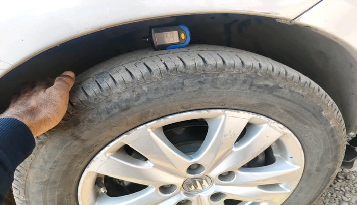 2017 Maruti Ertiga ZDI + SHVS, Diesel, Manual, 1,89,016 km, tyre