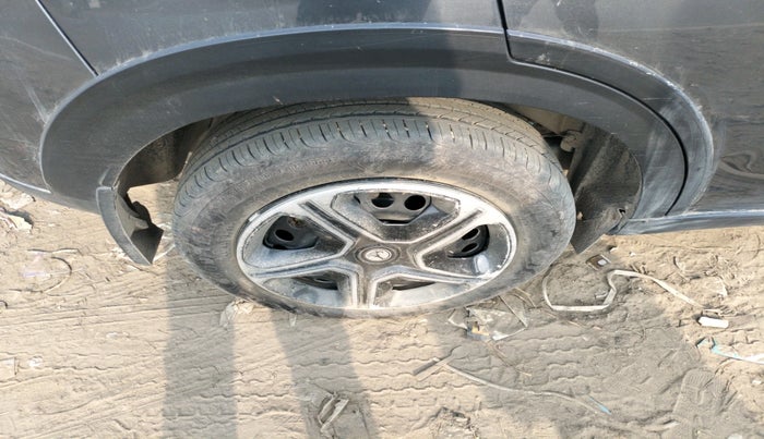 2024 Tata NEXON PURE 1.2 PETROL, Petrol, Manual, 28,076 km, tyre