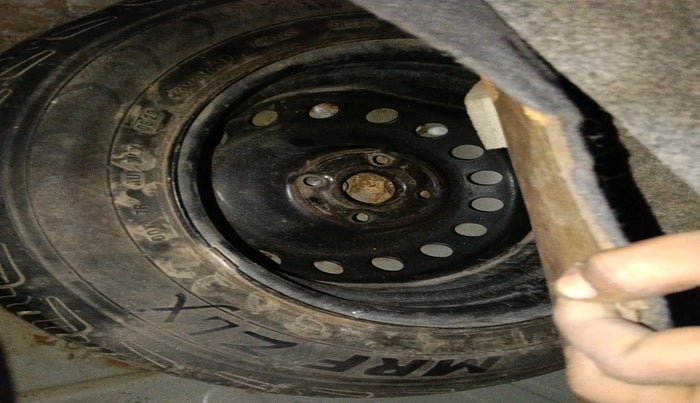 2020 Honda Amaze 1.2L I-VTEC E, Petrol, Manual, 48,971 km, tyre