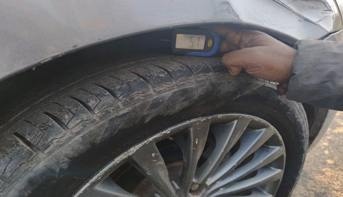 2016 Maruti Ciaz VDI SHVS, Diesel, Manual, 1,42,608 km, tyre