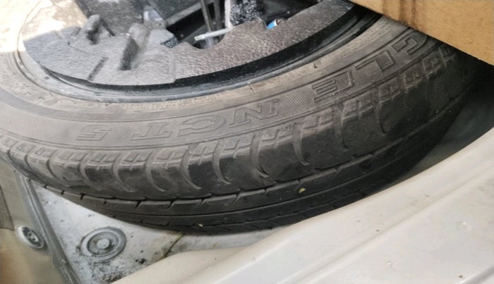 2016 Skoda Octavia STYLE PLUS AT 1.8 TSI, Petrol, Automatic, 92,574 km, tyre