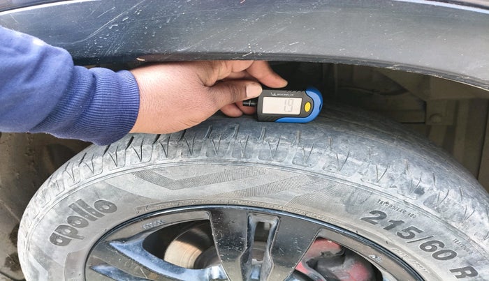 2018 Maruti Vitara Brezza ZDI AMT, Diesel, Automatic, 1,27,319 km, tyre