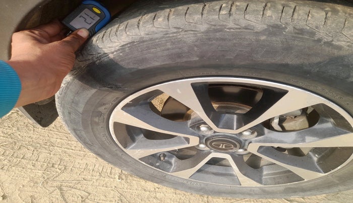 2021 Tata NEXON XZA PLUS DIESEL DUAL TONE, Diesel, Automatic, 65,244 km, tyre