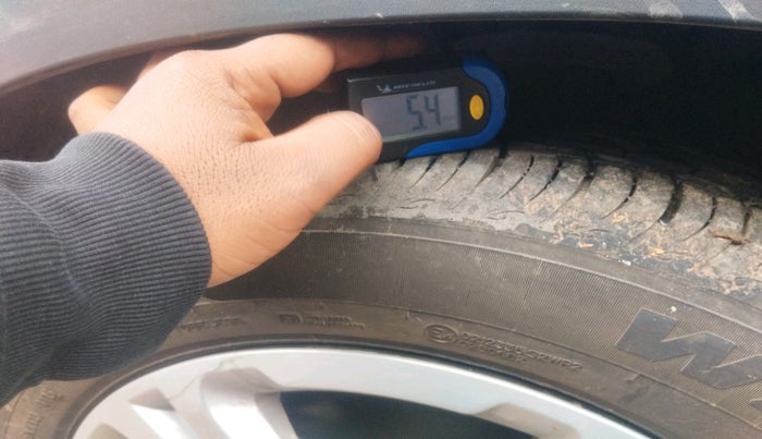 2021 KIA SONET HTK PLUS 1.2, Petrol, Manual, 89,913 km, tyre