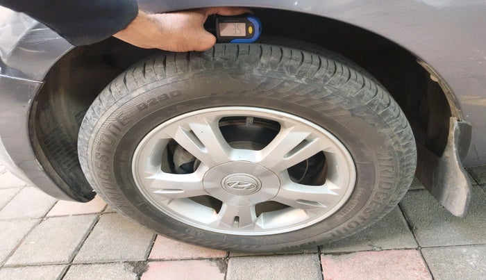 2010 Hyundai i20 SPORTZ 1.2, Petrol, Manual, 65,549 km, tyre