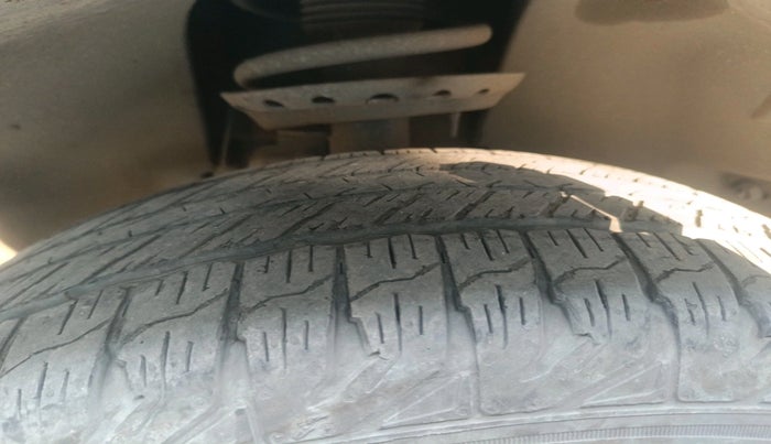 2019 Tata Harrier XT 2.0L KRYOTEC, Diesel, Manual, 59,230 km, tyre