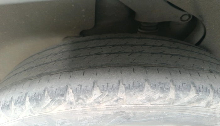 2019 Tata Harrier XT 2.0L KRYOTEC, Diesel, Manual, 59,230 km, tyre