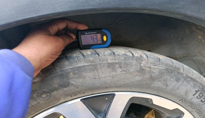 2021 Honda WR-V 1.2L I-VTEC SV MT, Petrol, Manual, 81,968 km, tyre