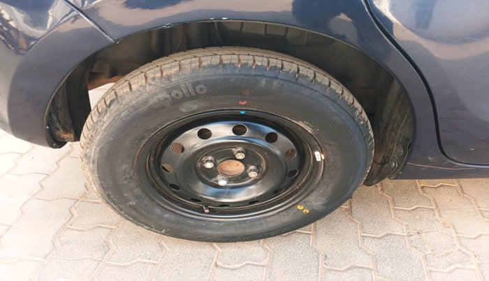 2018 Maruti Swift VDI AMT, Diesel, Automatic, 92,978 km, tyre