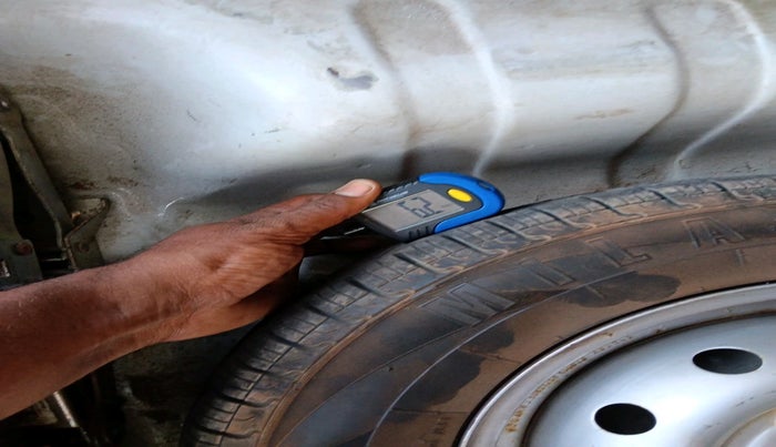 2012 Maruti Alto LXI, Petrol, Manual, 66,788 km, tyre