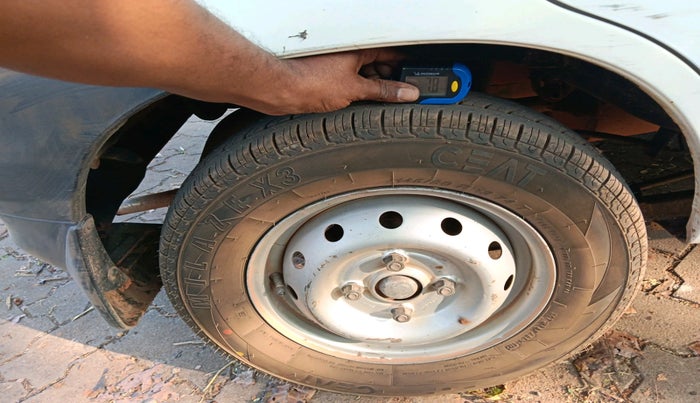 2012 Maruti Alto LXI, Petrol, Manual, 66,788 km, tyre