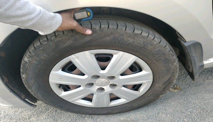 2012 Volkswagen Vento COMFORTLINE 1.6, Petrol, Manual, 94,045 km, tyre