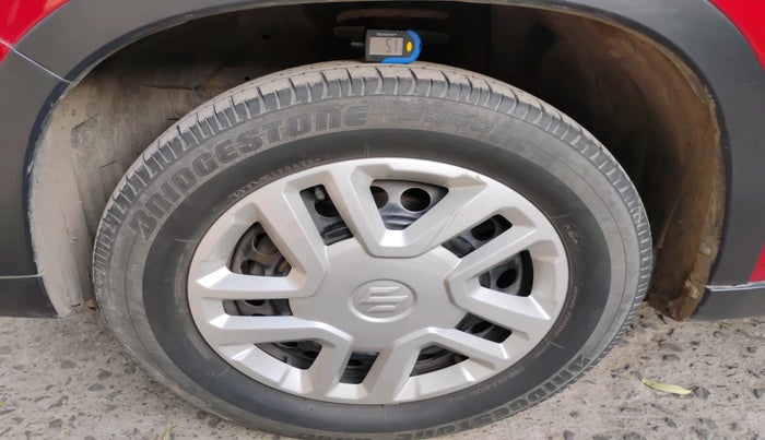 2018 Maruti Vitara Brezza VDI, Diesel, Manual, 1,58,401 km, tyre