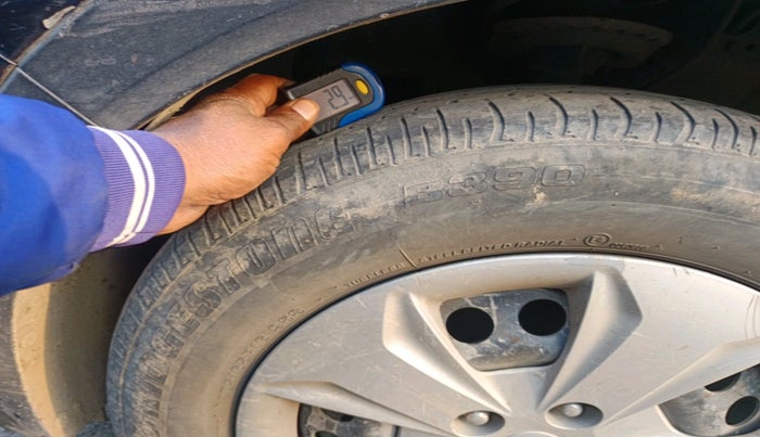 2019 Hyundai Creta E PLUS 1.4 DIESEL, Diesel, Manual, 2,44,109 km, tyre