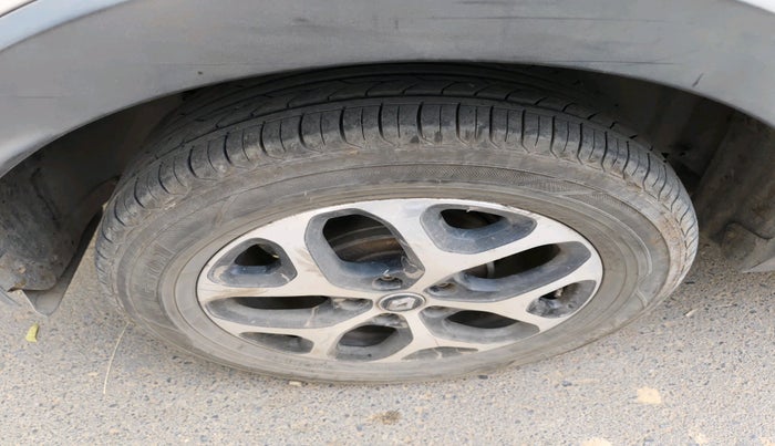 2017 Renault Captur PLATINE DIESEL , Diesel, Manual, 1,45,392 km, tyre