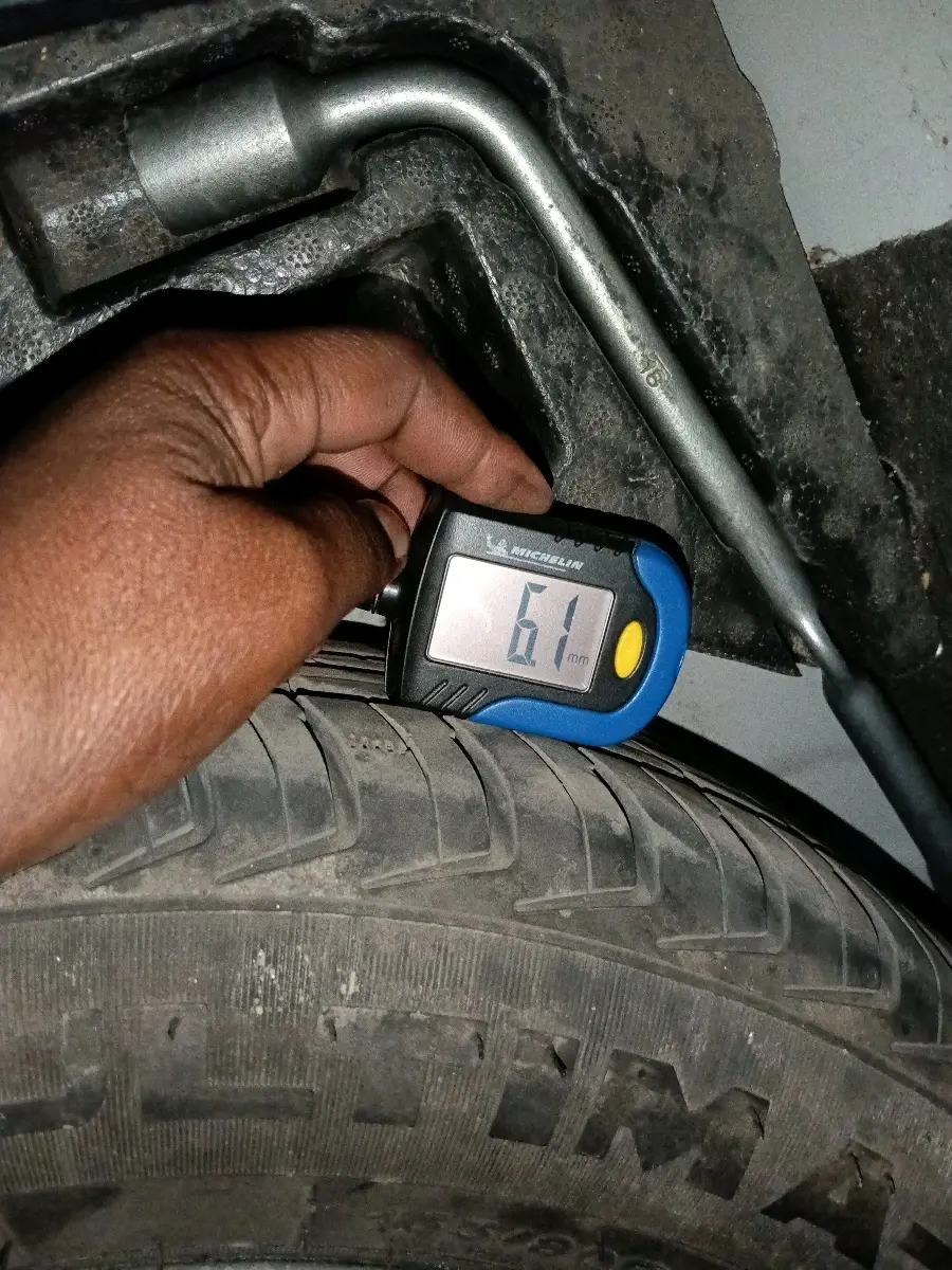2023 Tata TIGOR XZ PLUS CNG, CNG, Manual, 62,070 km, tyre