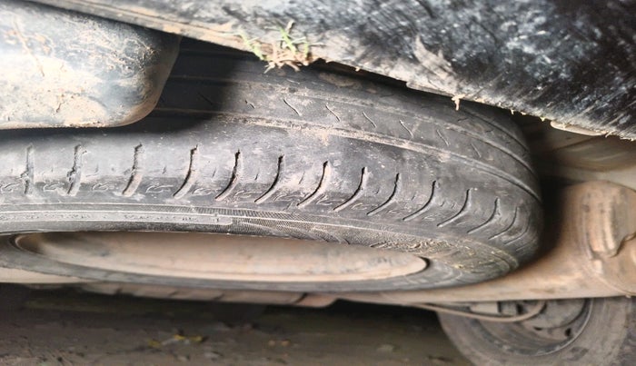 2023 KIA CARENS PRESTIGE 1.5 DIESEL IMT 7 STR, Diesel, Manual, 36,987 km, tyre