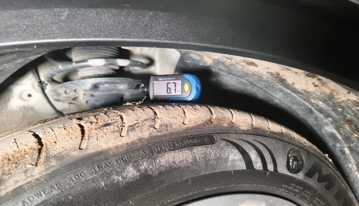 2023 KIA CARENS PRESTIGE 1.5 DIESEL IMT 7 STR, Diesel, Manual, 36,987 km, tyre