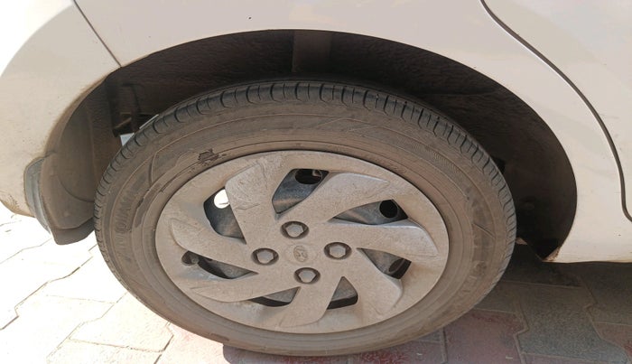 2020 Hyundai NEW SANTRO SPORTZ CNG, Petrol, Manual, 86,632 km, tyre