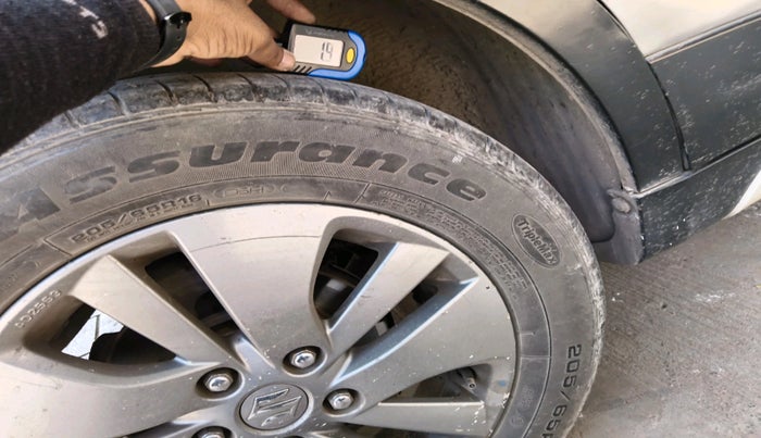 2016 Maruti S Cross ZETA 1.3, Diesel, Manual, 1,35,459 km, tyre