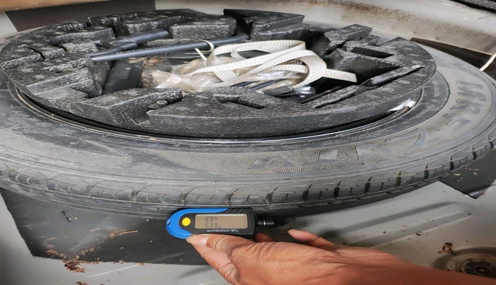 2017 Skoda Rapid STYLE 1.6 MPI AT, Petrol, Automatic, 45,233 km, tyre