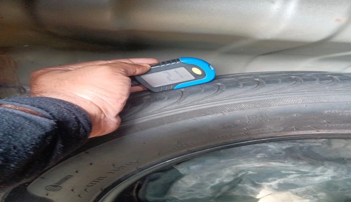 2012 Hyundai i20 MAGNA 1.2, Petrol, Manual, 29,058 km, tyre