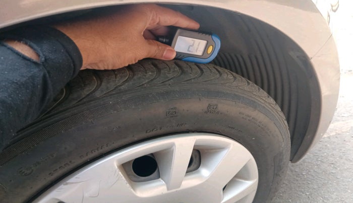 2012 Hyundai i20 MAGNA 1.2, Petrol, Manual, 29,058 km, tyre