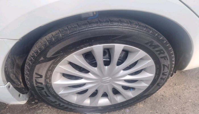 2020 Maruti Ciaz SIGMA 1.5 SHVS MT  PETROL, Petrol, Manual, 52,702 km, tyre