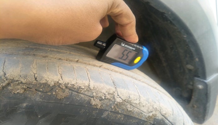 2019 Honda WR-V 1.2L I-VTEC S MT, Petrol, Manual, 64,545 km, tyre