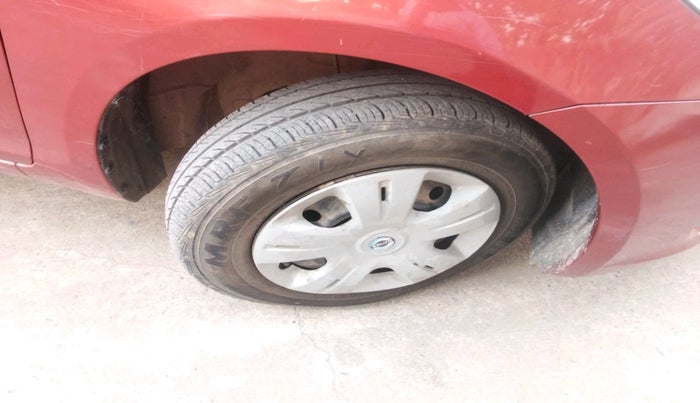 2011 Maruti Swift VDI, Diesel, Manual, 2,57,876 km, tyre