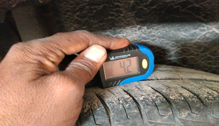 2017 Maruti Vitara Brezza VDI (O), Diesel, Manual, 52,470 km, tyre