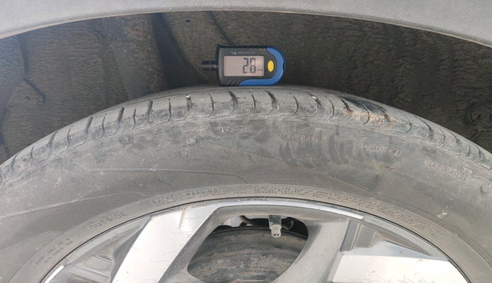 2021 Hyundai VENUE SX 1.0 TURBO IMT, Petrol, Manual, 31,654 km, tyre