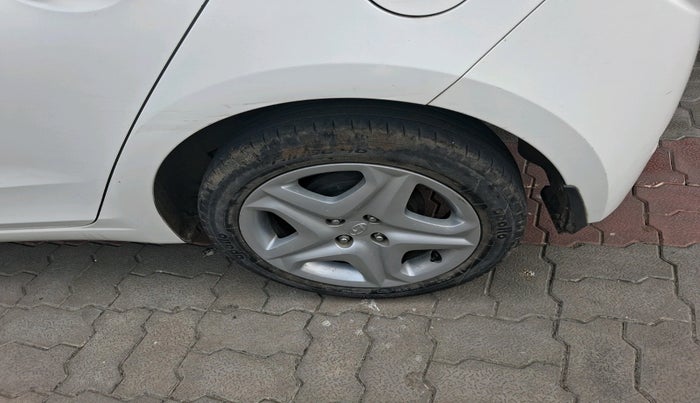 2017 Hyundai Elite i20 ASTA 1.2, Petrol, Manual, 28,196 km, tyre