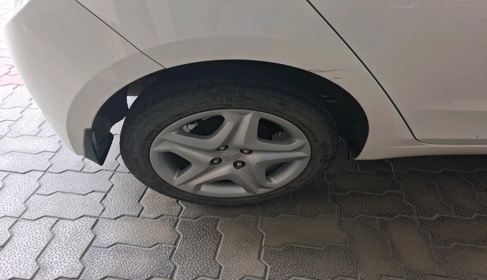 2017 Hyundai Elite i20 ASTA 1.2, Petrol, Manual, 28,196 km, tyre